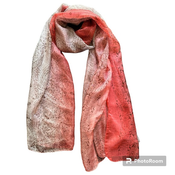 Spring Lightweight Scarf 2/20 - Picture 1 of 3